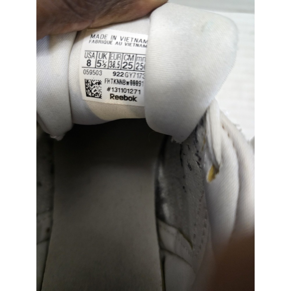 Women Reebok Classic - Picture 7 of 8
